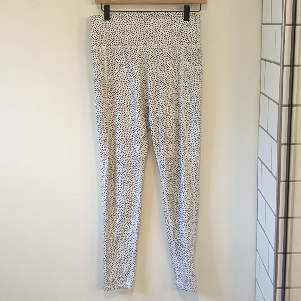 BuffBunny Limitless Black White Bossy Print Speckled Polka Dot Spotted Large